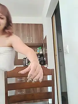 EmmaKrosss webcam