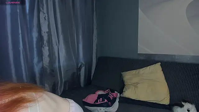 TarynPalek webcam