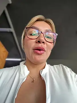 DIANITA_1988 webcam