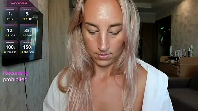 lady_Nati webcam