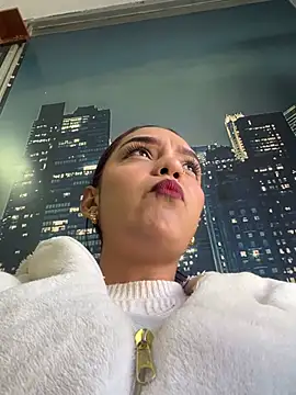 Sara-77 webcam
