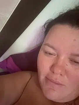 SunnyLeila2101 webcam