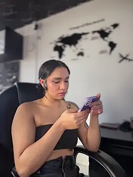 Isabella-Teen webcam