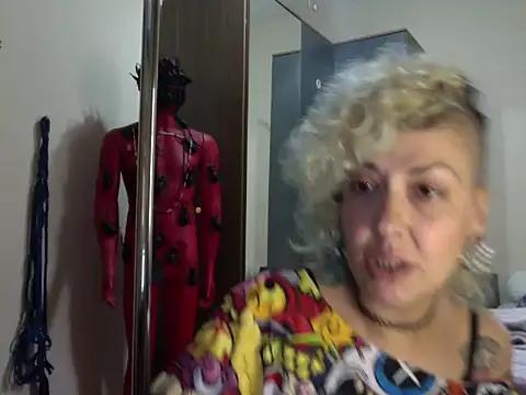 MariLouM webcam