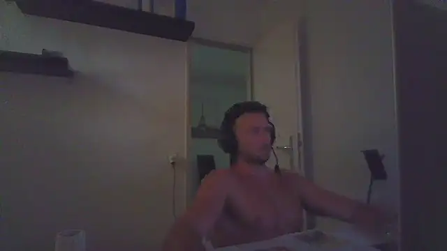 alpha-hunk webcam