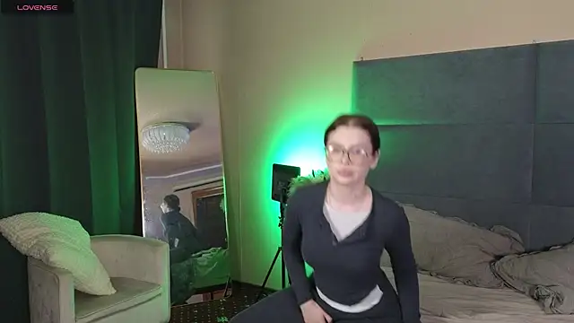 RianaRey webcam