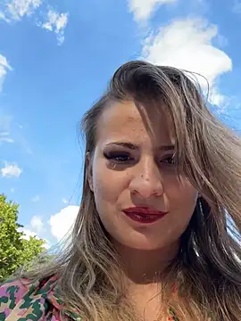IsabellaEtha webcam