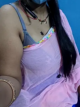 Tamil_Vennila_ webcam