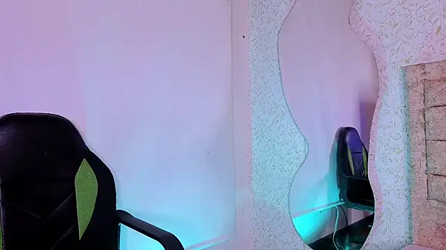 adalya_y webcam