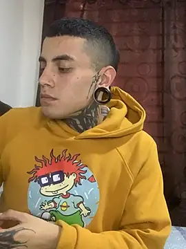 _valentinoooo webcam