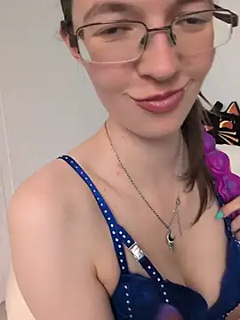 MrsCrazy18 webcam