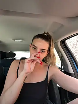 DoriDelux66 webcam