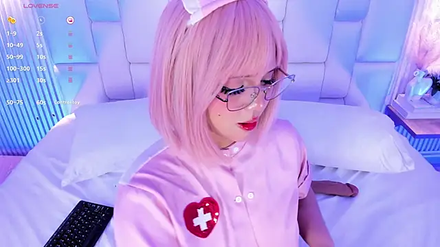 NanaOsaky webcam