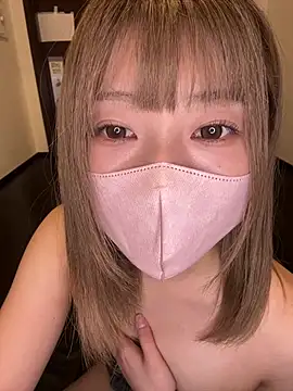 Ema_xx webcam