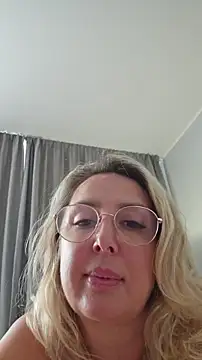 MariaRichi_ webcam