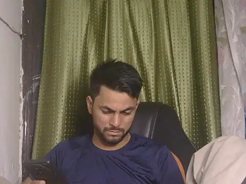 Stubborndesiboy webcam