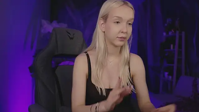 MaoqiBeverly webcam