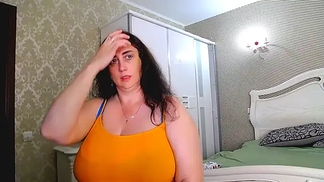 Evelyn_Shy webcam