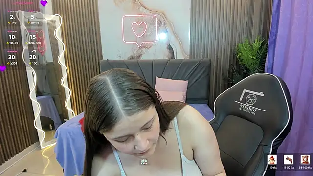 krysstal_tay1 - Krysstal_tay1's free webcam - UK Sex Cams