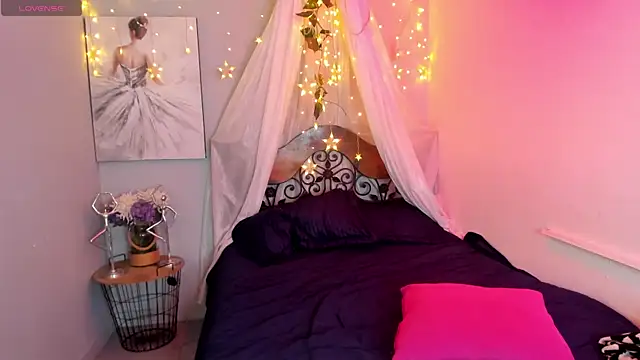 julianaaldanaa webcam