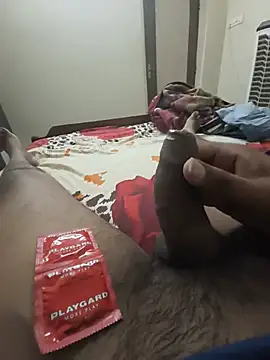 mommylover5 (M young) - FULL NUDE BODY