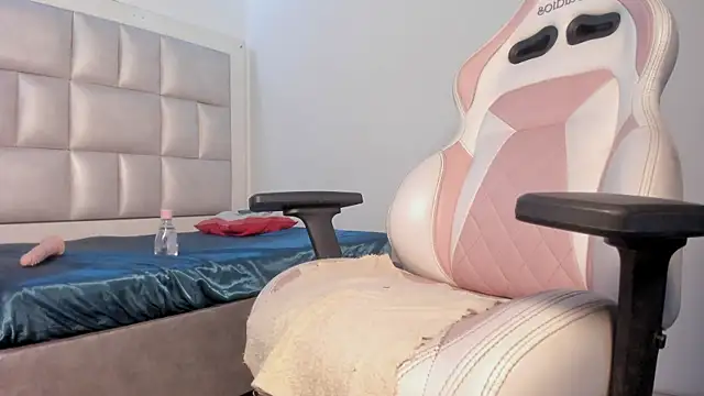 peyton__wat webcam