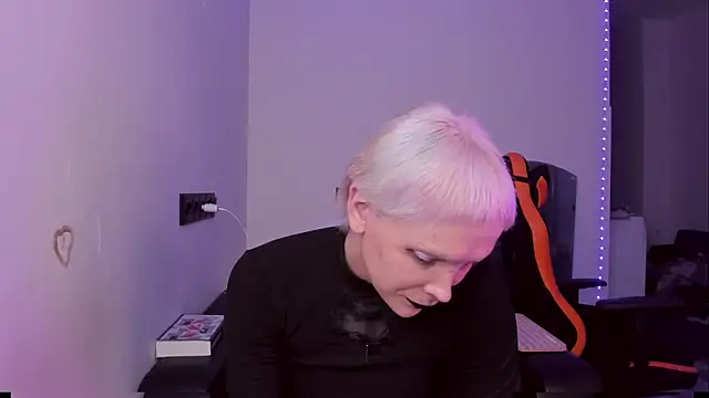 Модель: Lyricca