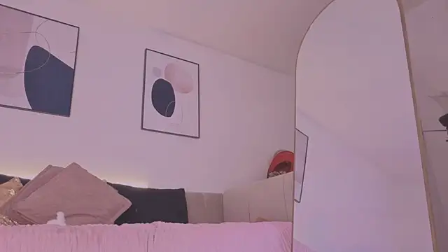 ahri_moon1 webcam