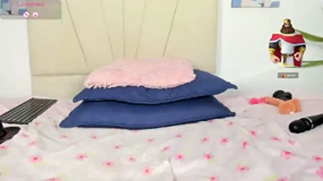 sophia_ebony - Sophia_Ebony's free webcam - UK Sex Cams