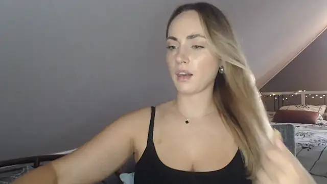 ScarlettSensitive webcam