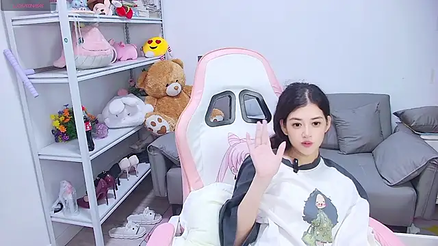 QinQin-888 webcam