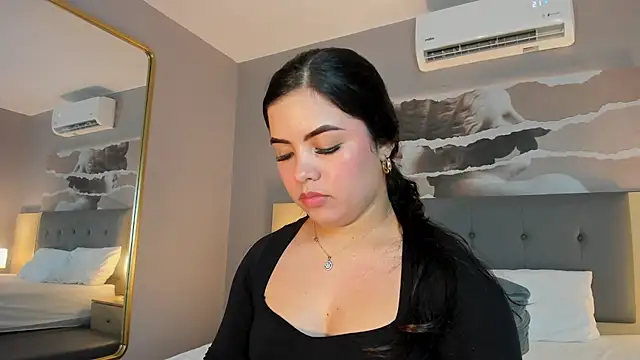 isabella_rios_ - Isabella_Rios_'s free webcam - UK Sex Cams