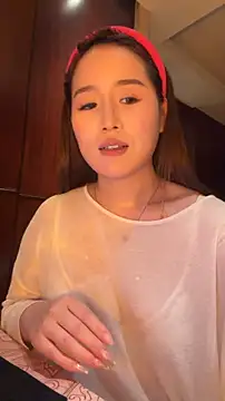 momoli60 webcam