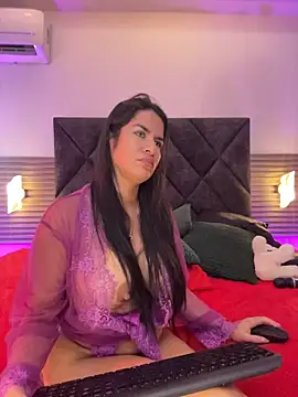 Zafira_Alabi webcam