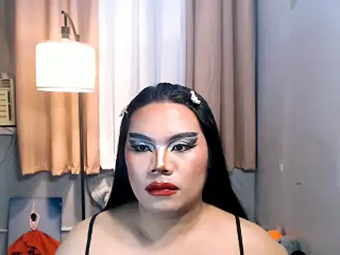 TSbrianaHugeCock live sex cam