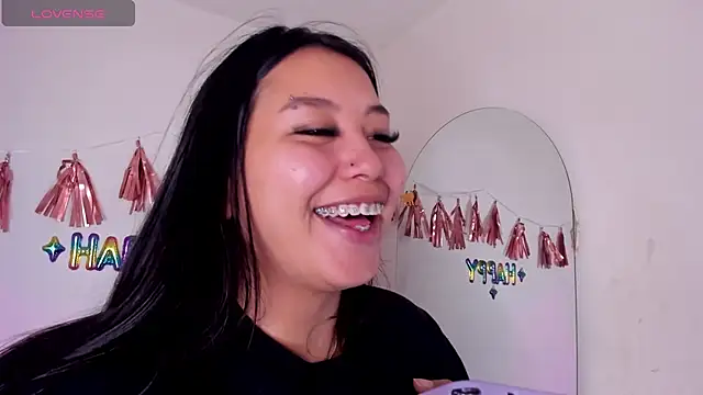 Viioleett_cum webcam