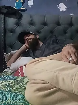hairy_mannn webcam