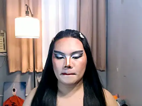 TSbrianaHugeCock webcam