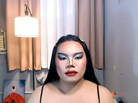 TSbrianaHugeCock webcam