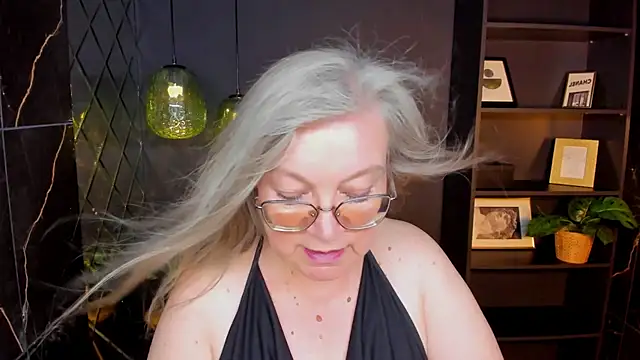 NataliMellow webcam