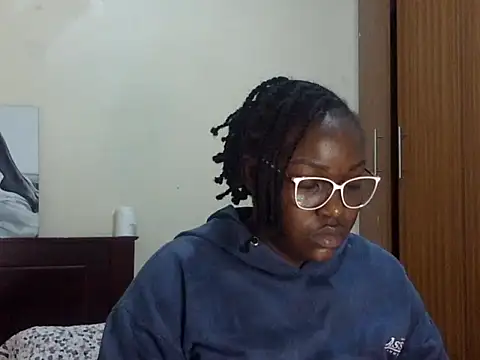 Sexy-suzy webcam