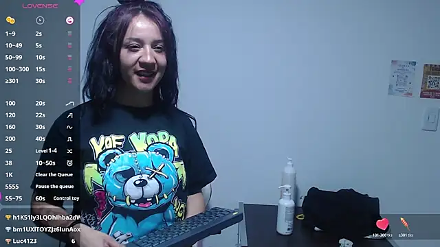 Jessica_Dove webcam