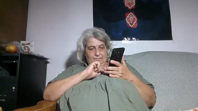ExquisiteMature webcam