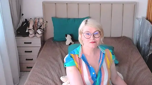 sabrinamacmarren webcam