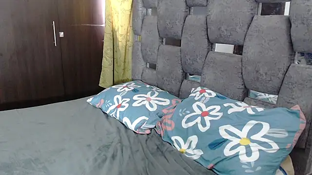 sara_hott_1 webcam