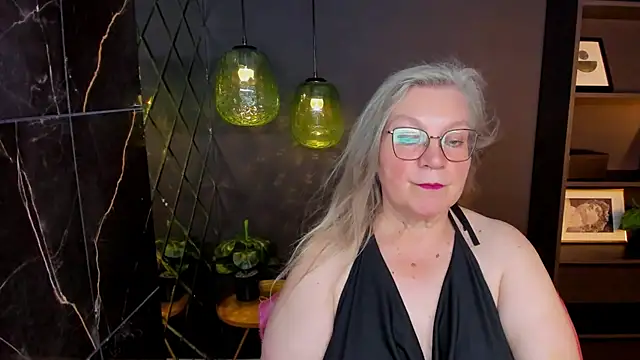 NataliMellow live cam