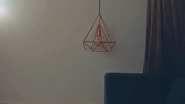 BrilliantGirll webcam