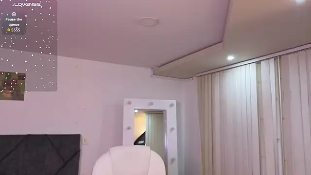 _sharlotte777 webcam