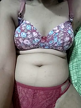 Vaani_Actress live cam