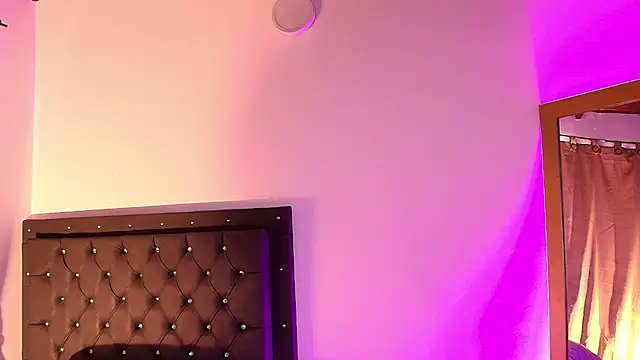 Ari_stone webcam